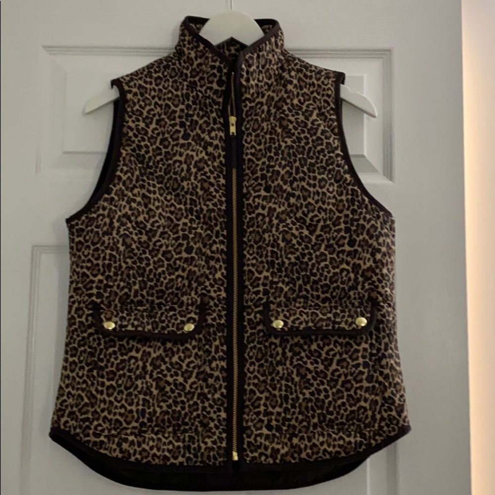 JCrew women’s cheetah print vest